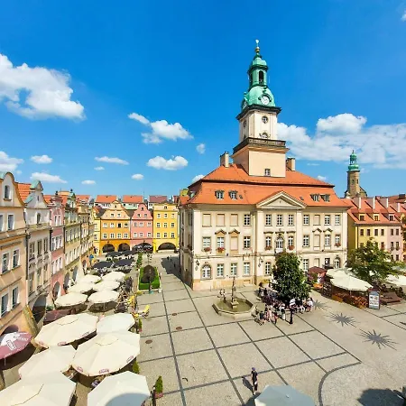 Ratusz Na 5 * Jelenia Gora