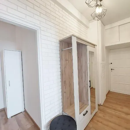 Ratusz Na 5 Apartment *