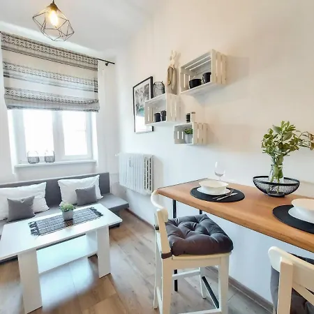Ratusz Na 5 * Jelenia Gora