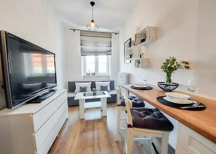 Ratusz Na 5 Jelení Hora